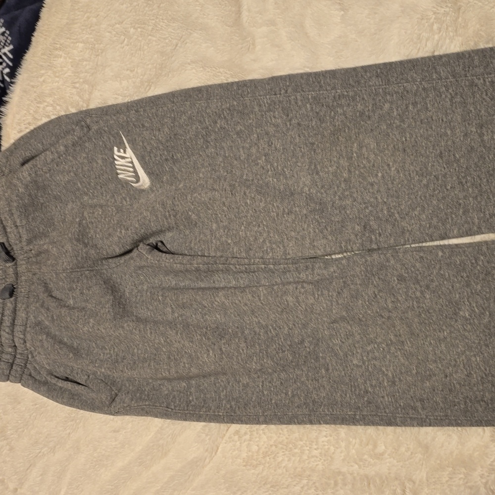 Nike fleece pants
